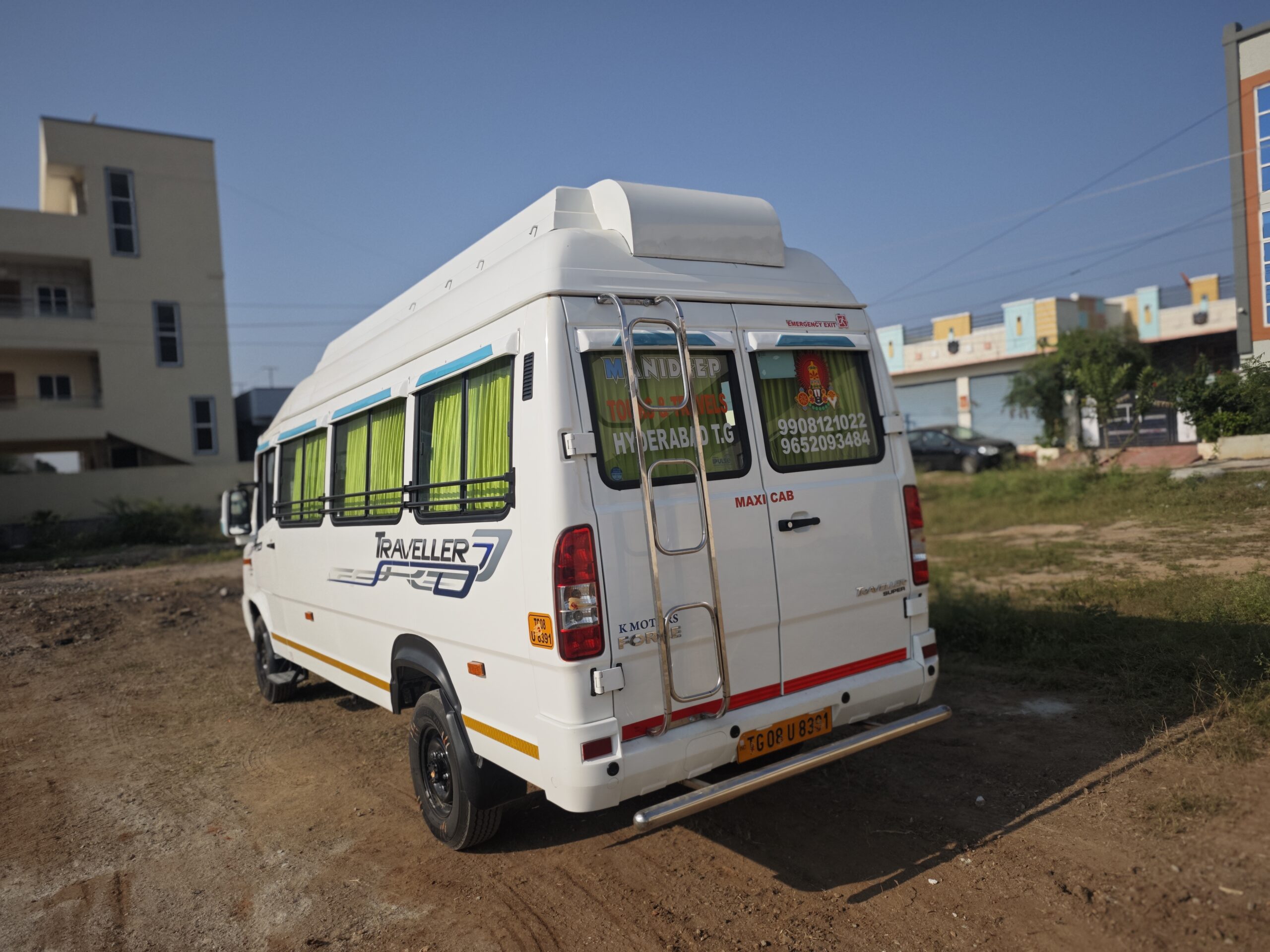 Manideep Tours Bus Exterior